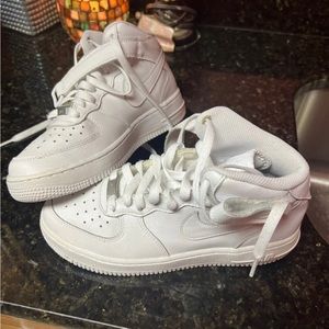 Nike Air Force 1 High tops ~ Youth 5.5